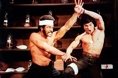 รีวิว Iron Fists and Kung Fu Kicks